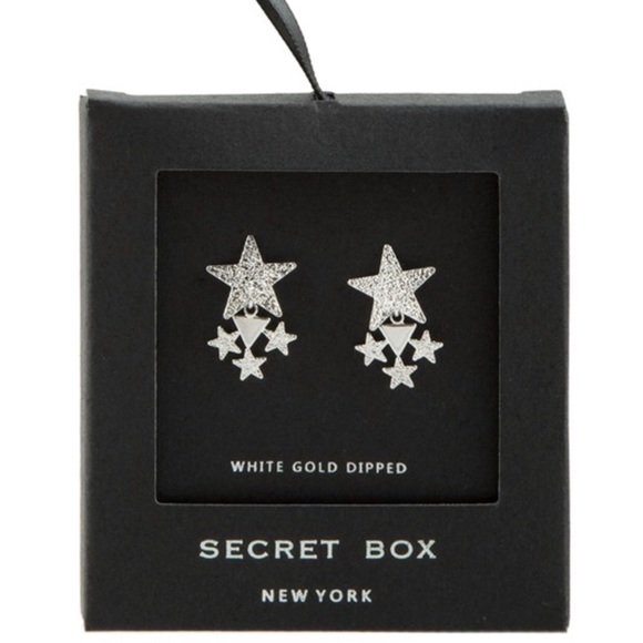 Gold dipped Star Cluster Stud Earrings - Picture 1 of 2